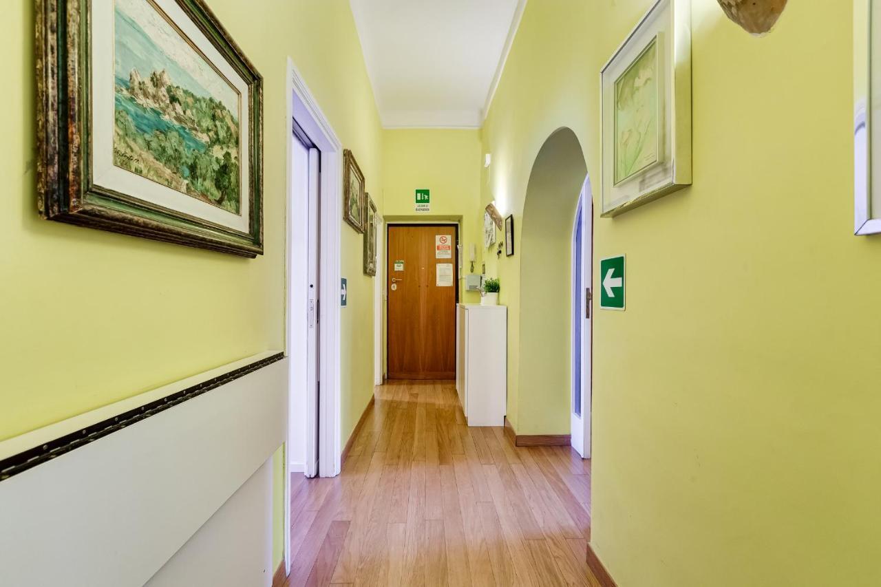 Andrea'S Vatican Museum Řím Exteriér fotografie